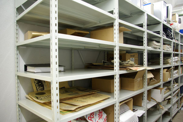 Metal archive shelving systems 
